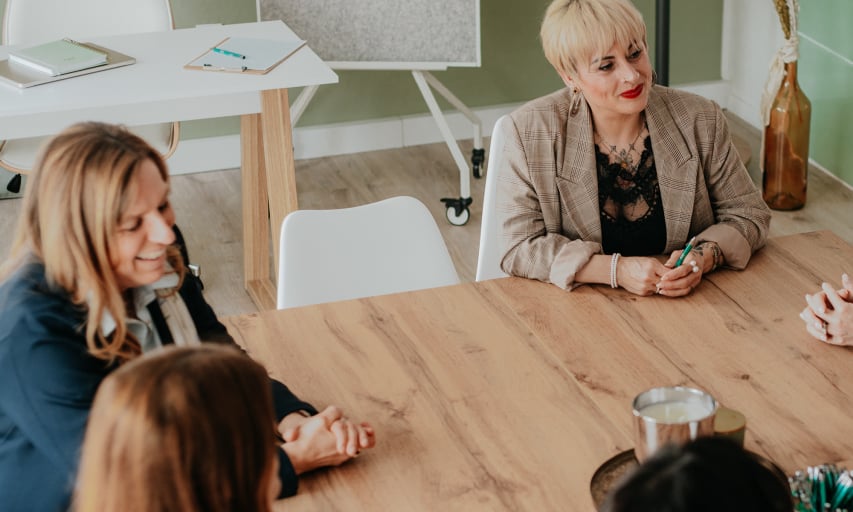 Anja Hogan im Workshop